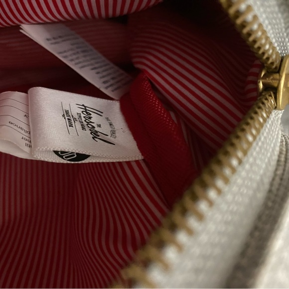 HERSCHEL BACKPACK - Picture 8 of 10